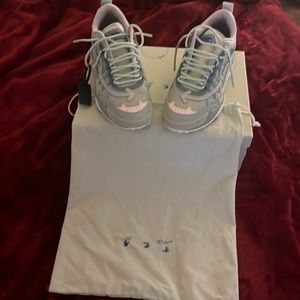 Light mint blue 2000 Odsy off white